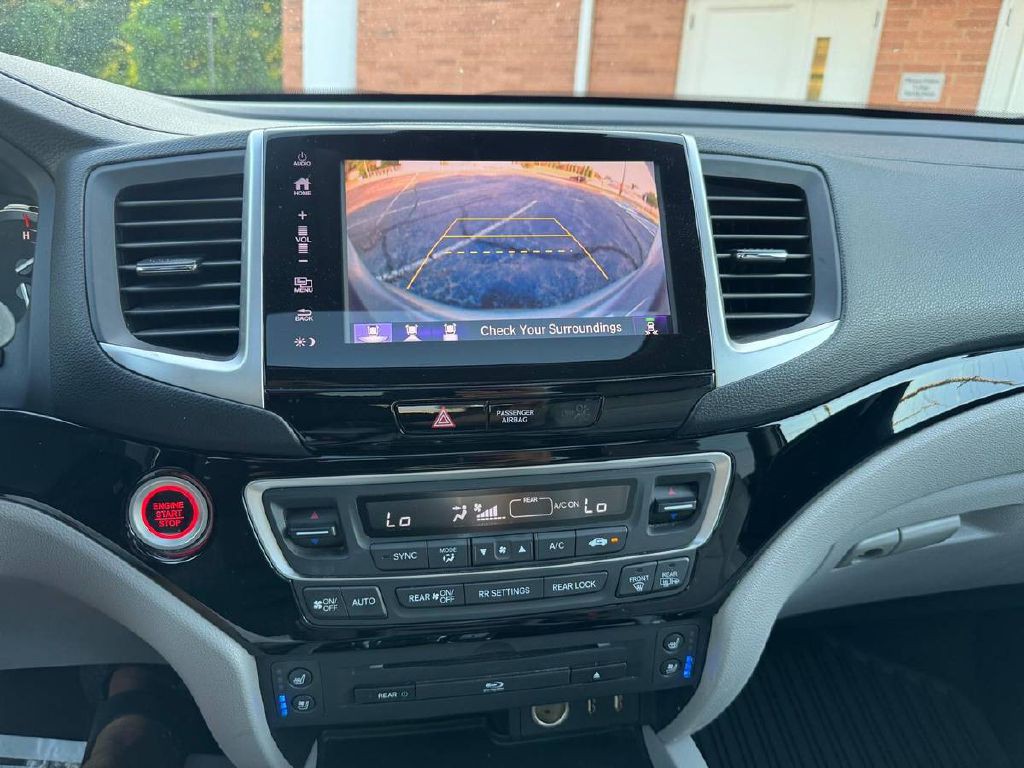 2018 Honda Pilot Image 20