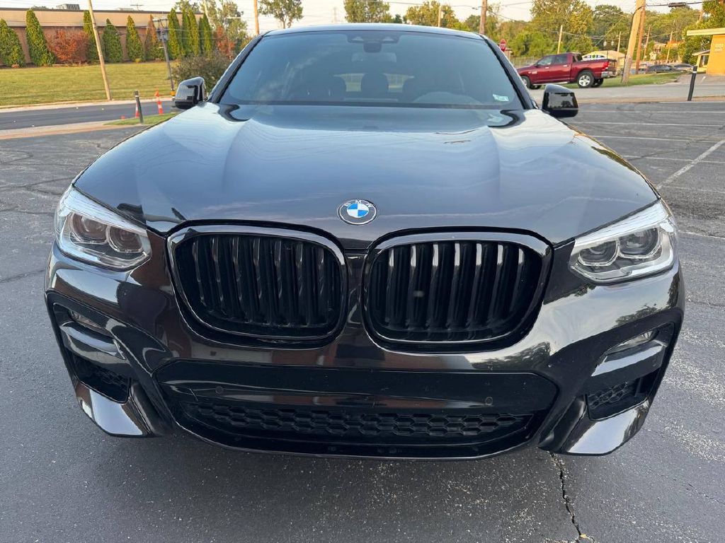 2021 BMW X4 Image 2