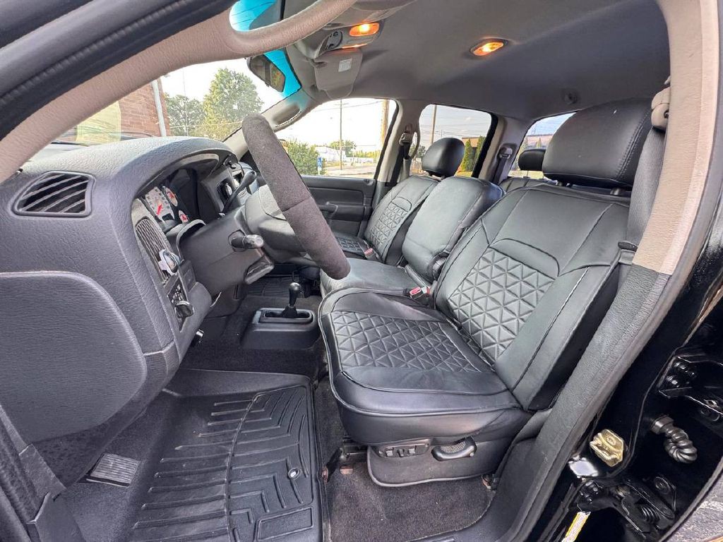 2005 Dodge Ram 1500 Image 9