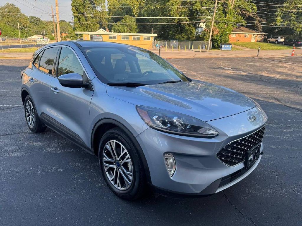 2022 Ford Escape Image 1