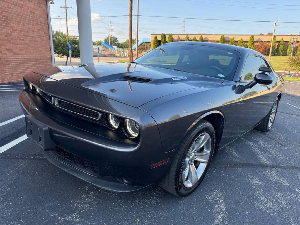 2015 Dodge Challenger Image 3