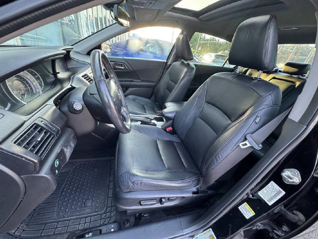 2013 Honda Accord Image 9