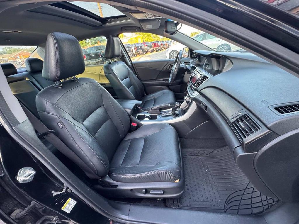2013 Honda Accord Image 11