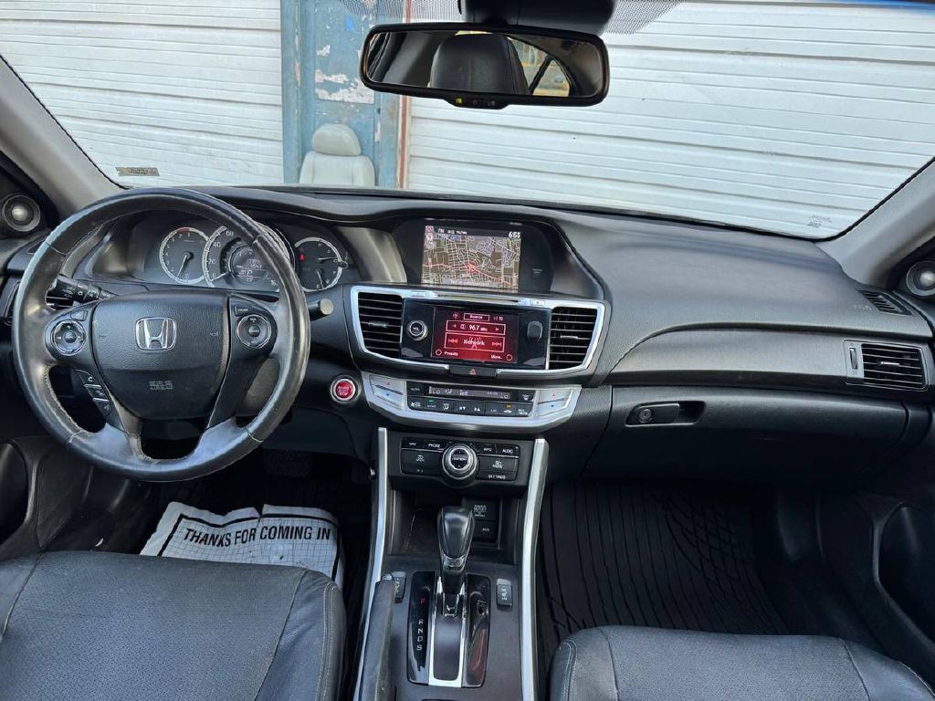 2013 Honda Accord Image 16