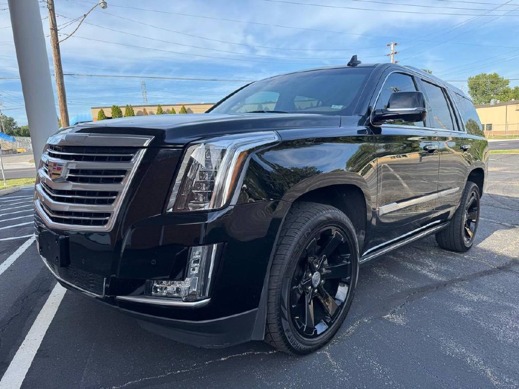 2016 Cadillac Escalade Image 3