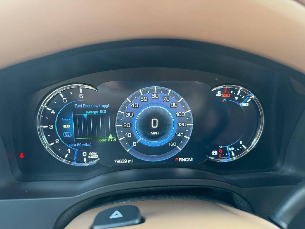 2016 Cadillac Escalade Image 22