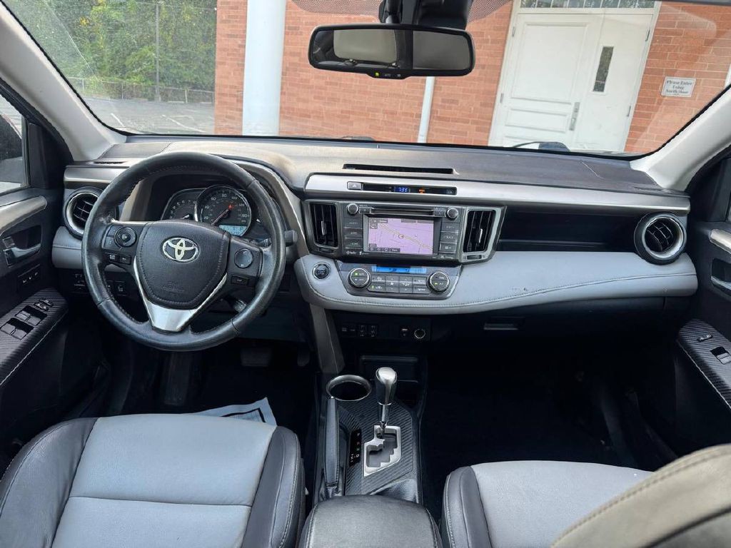 2014 Toyota Rav4 Image 15