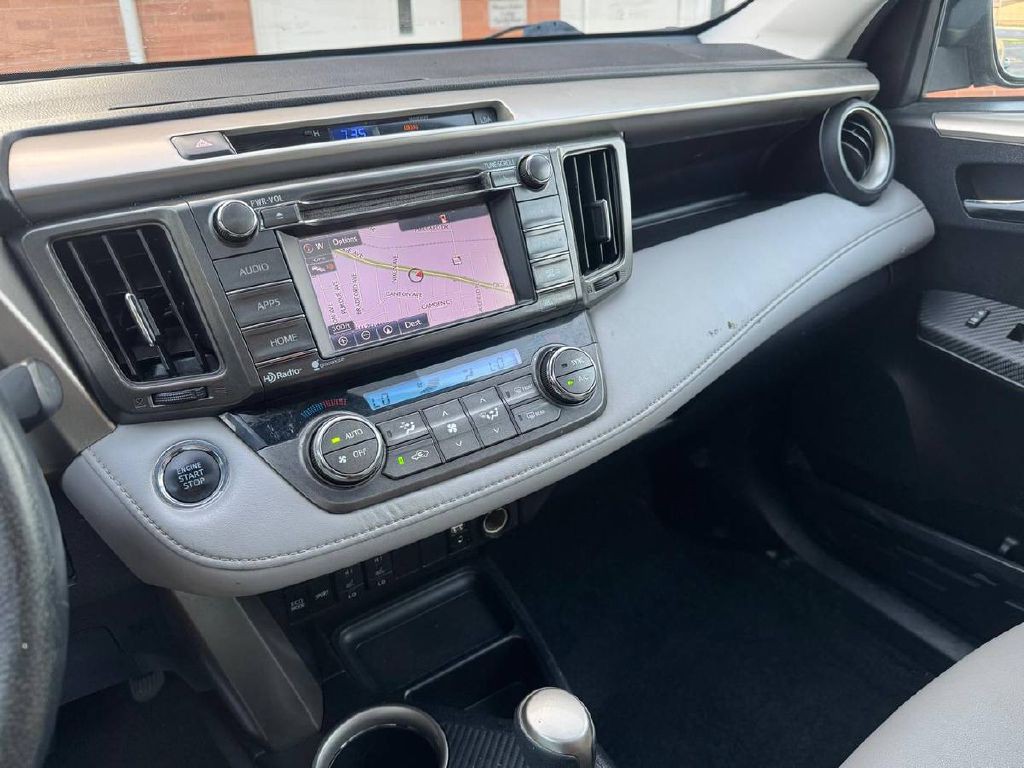 2014 Toyota Rav4 Image 18