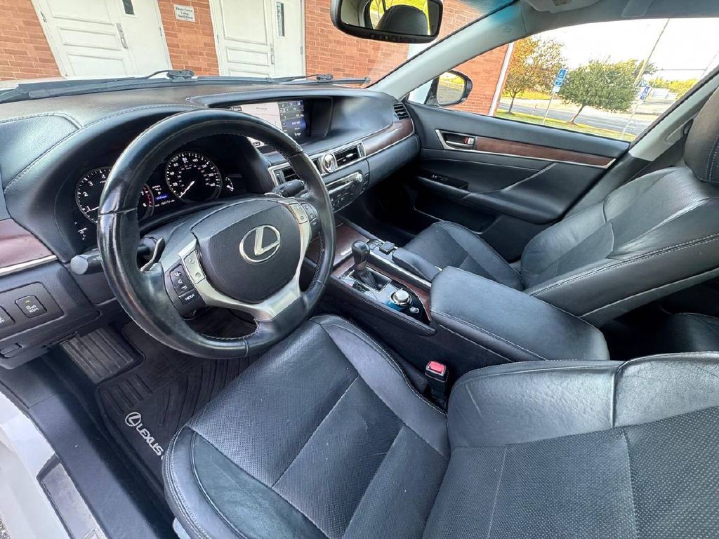 2015 Lexus GS Image 10