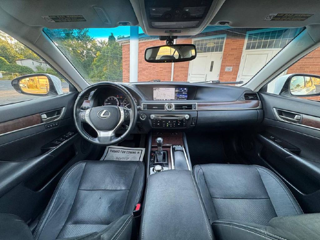 2015 Lexus GS Image 15