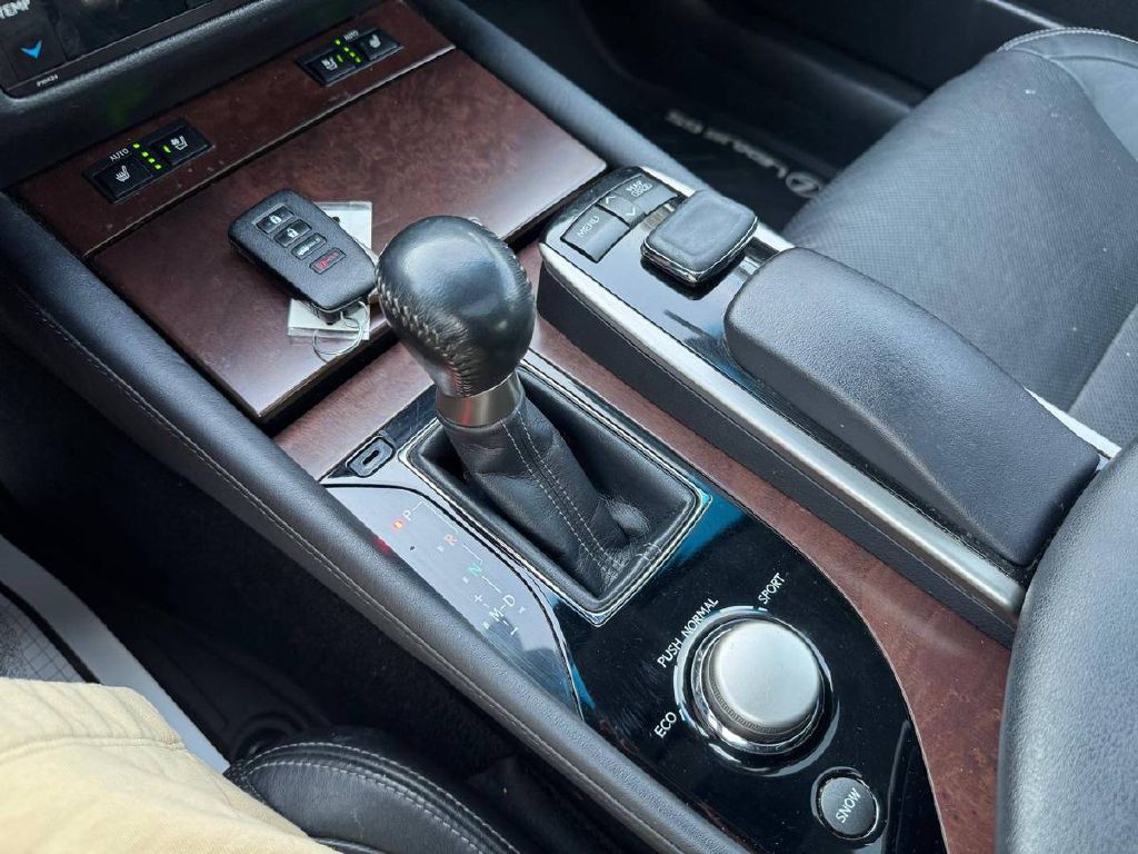 2015 Lexus GS Image 20