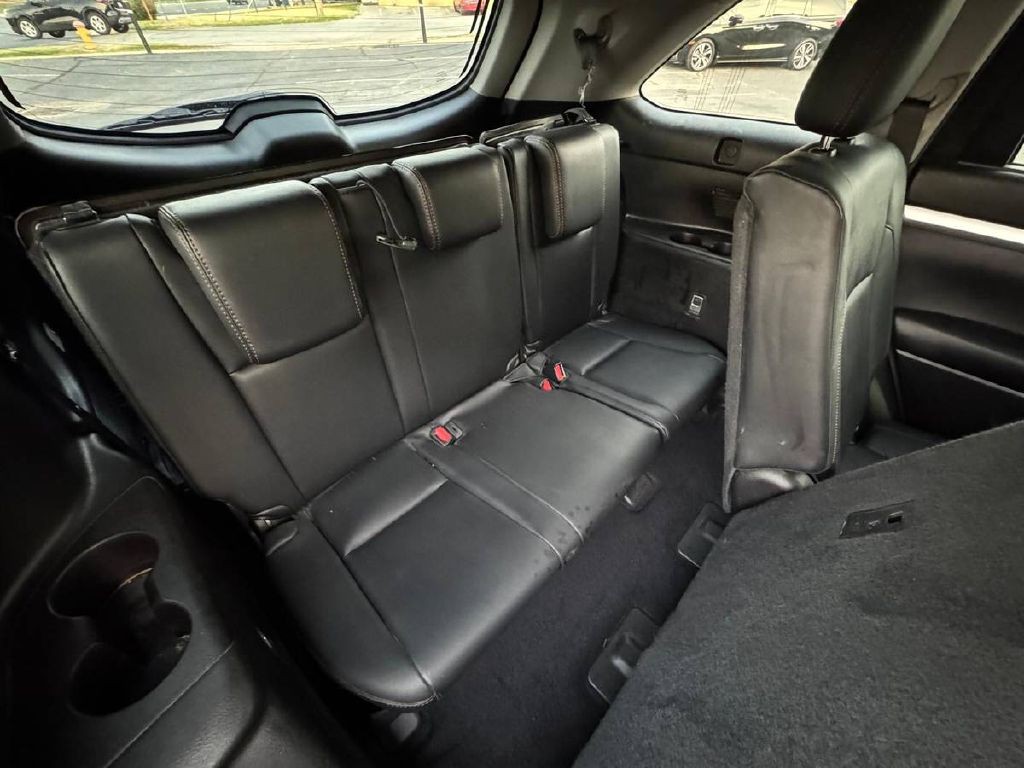 2016 Toyota Highlander Image 15