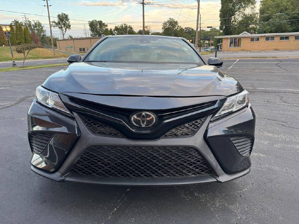 2020 Toyota Camry Image 2