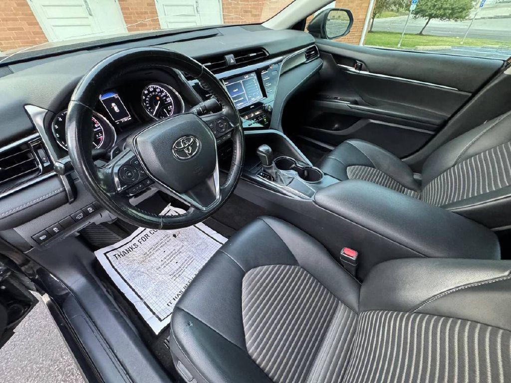 2020 Toyota Camry Image 10
