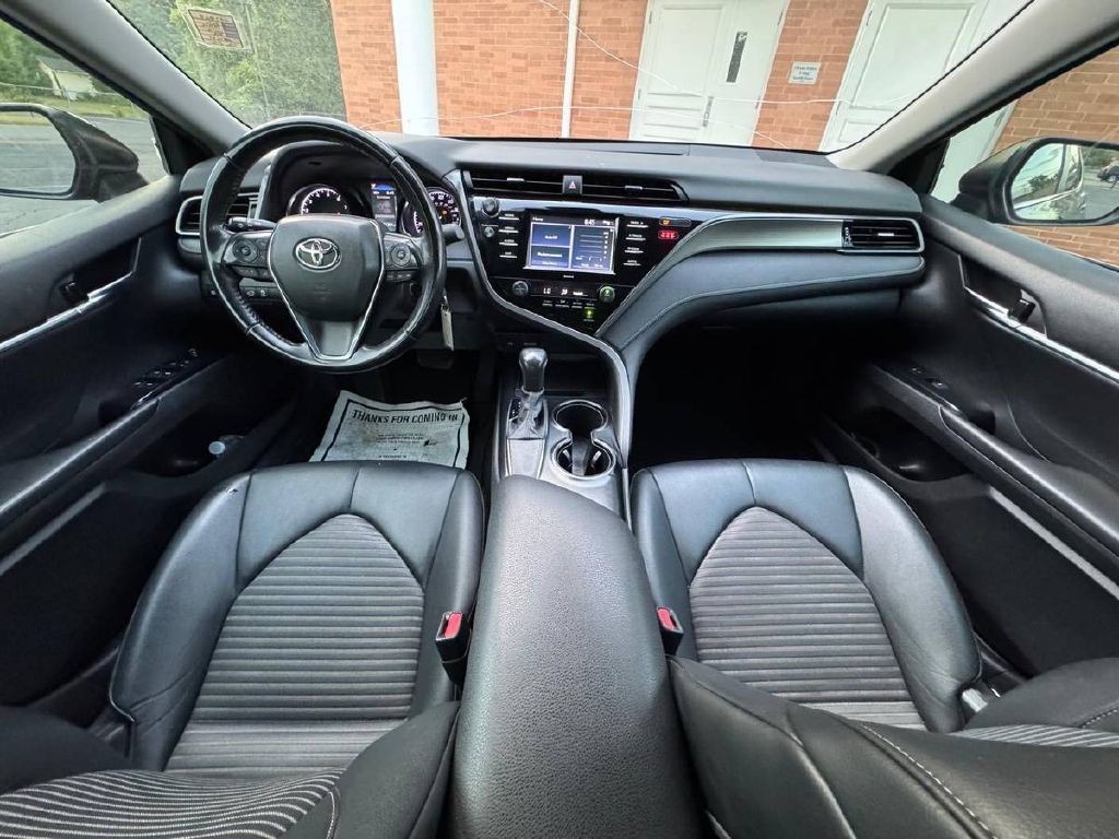 2020 Toyota Camry Image 15