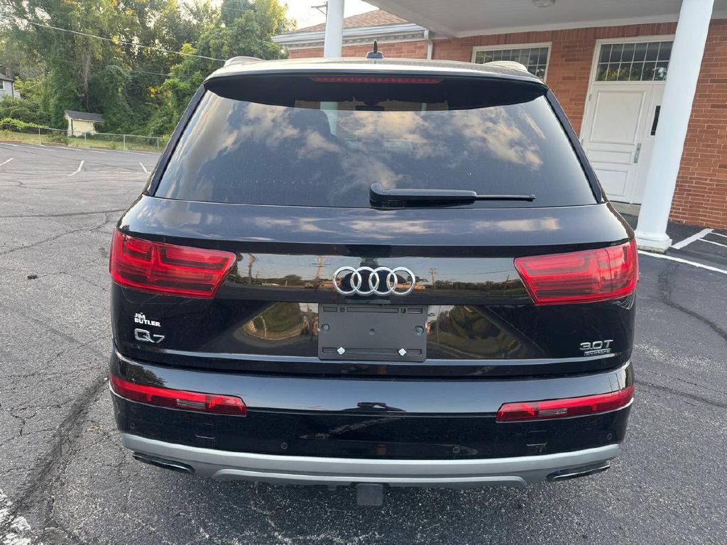 2017 Audi Q7 Image 7