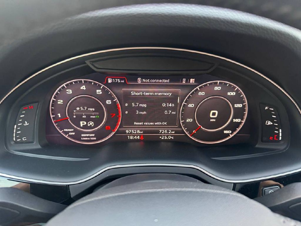 2017 Audi Q7 Image 22