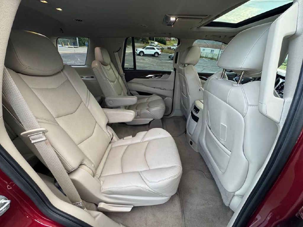 2020 Cadillac Escalade Image 14