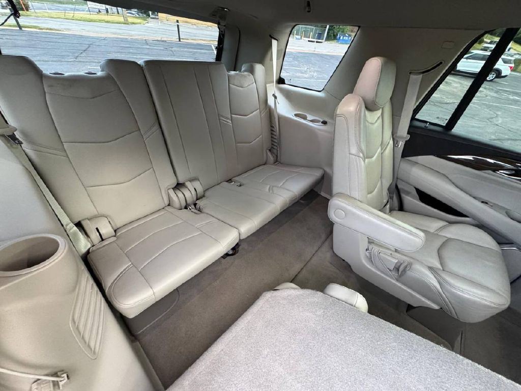 2020 Cadillac Escalade Image 15