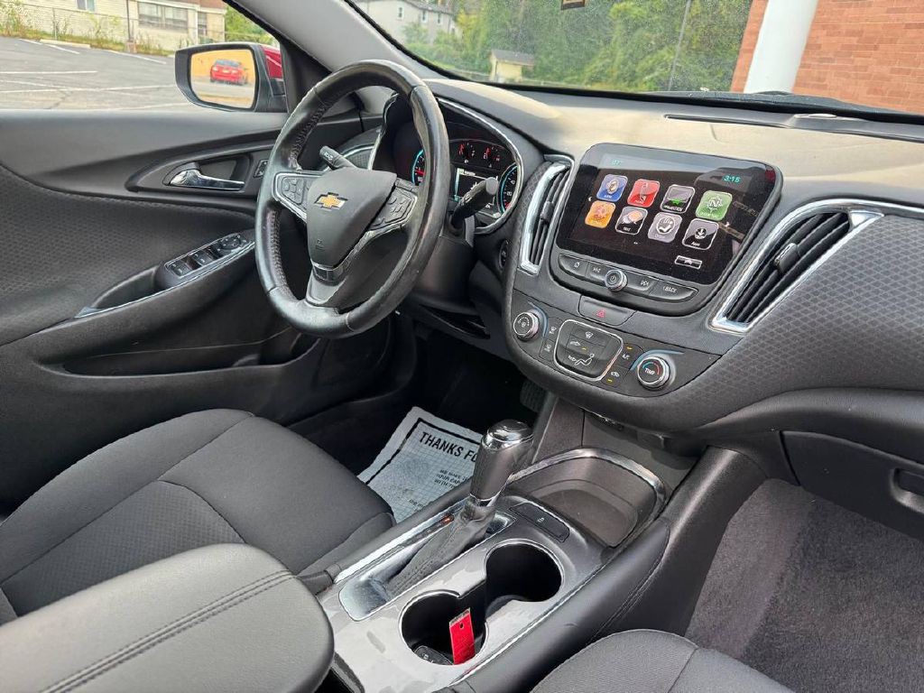 2018 Chevrolet Malibu Image 13
