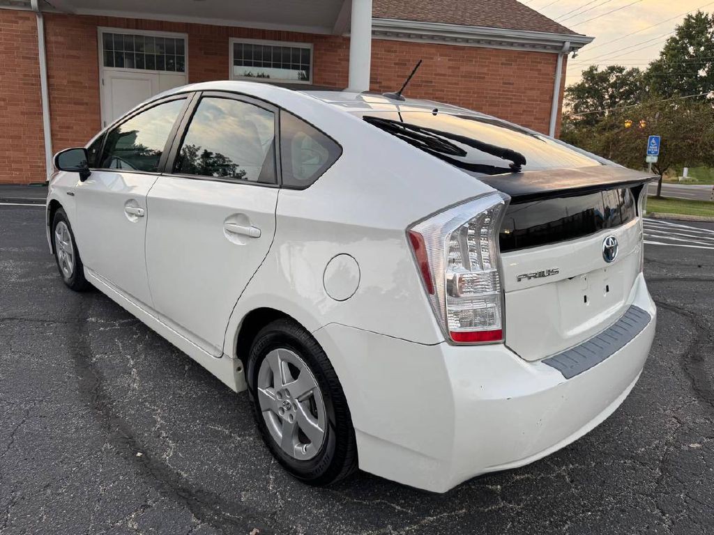 2011 Toyota Prius Image 8