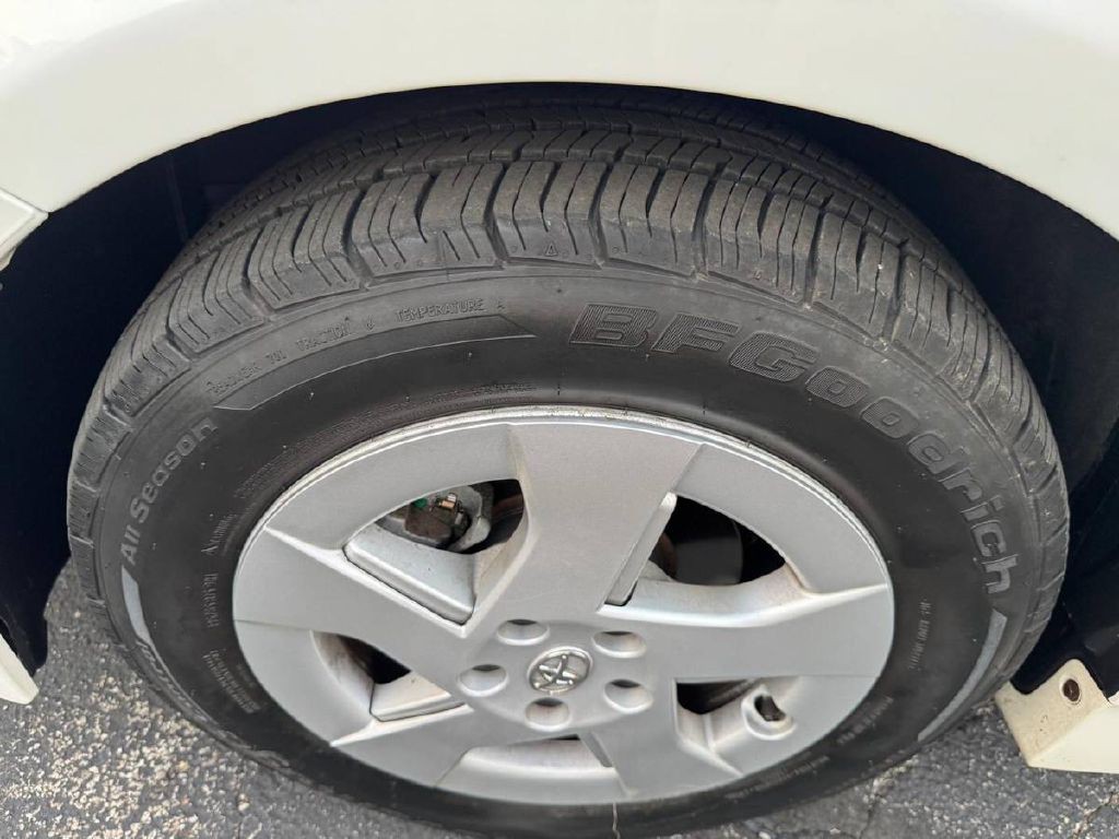 2011 Toyota Prius Image 23