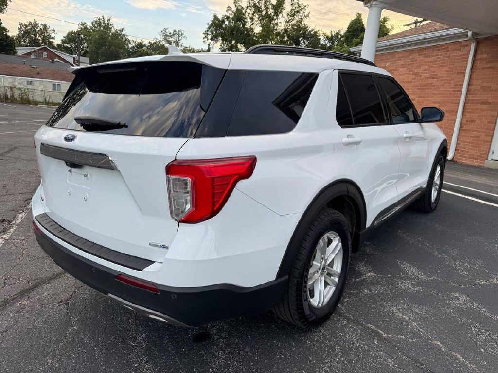2020 Ford Explorer Image 6