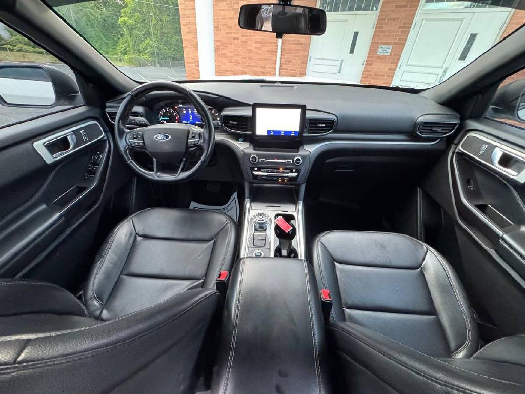 2020 Ford Explorer Image 14