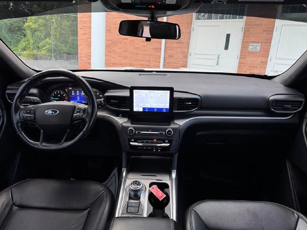 2020 Ford Explorer Image 15