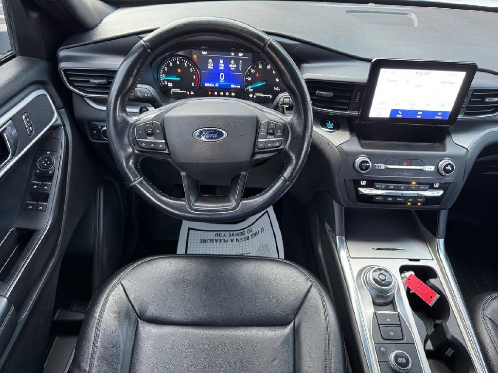 2020 Ford Explorer Image 16