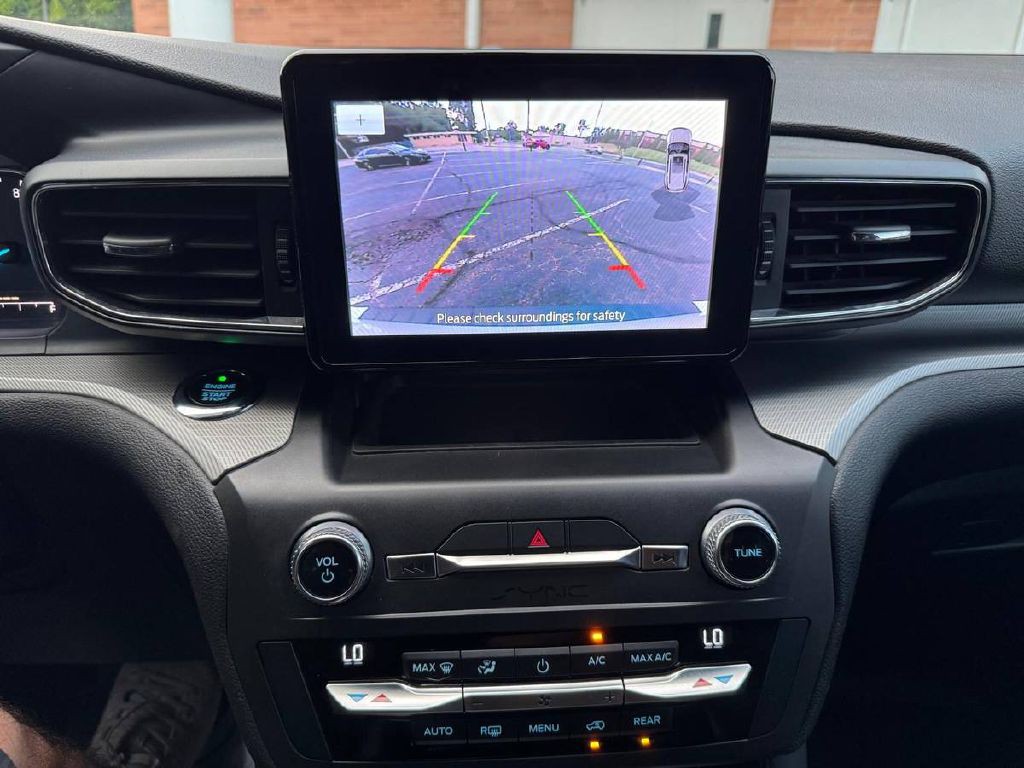 2020 Ford Explorer Image 20