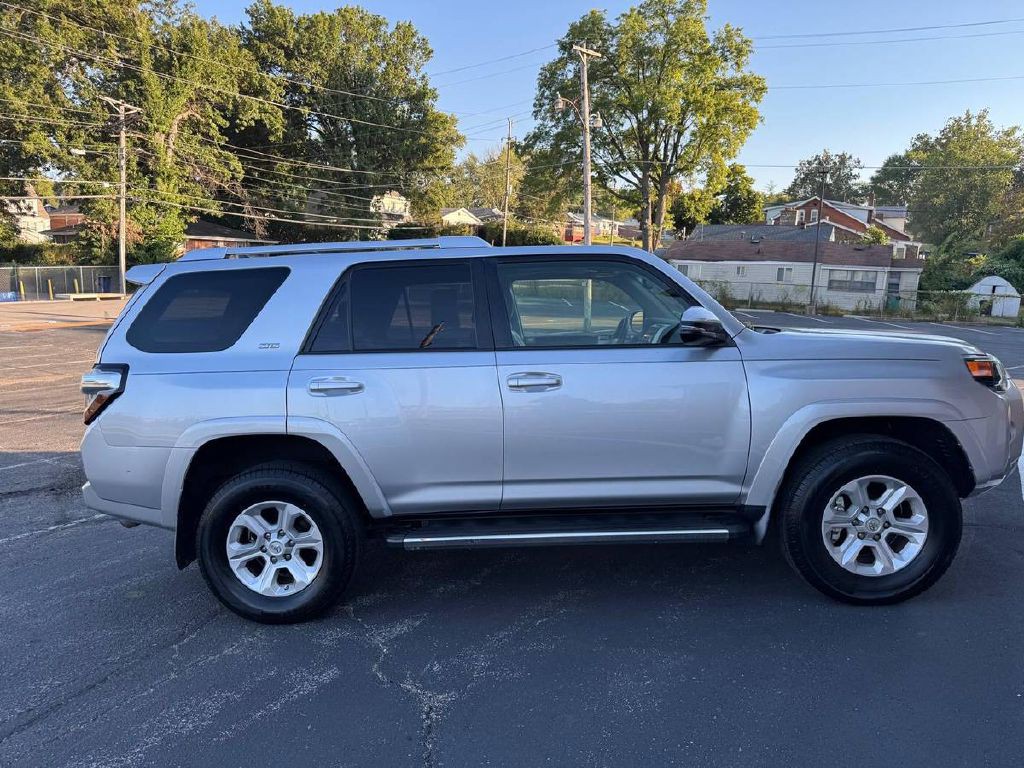 2015 Toyota 4Runner Image 4