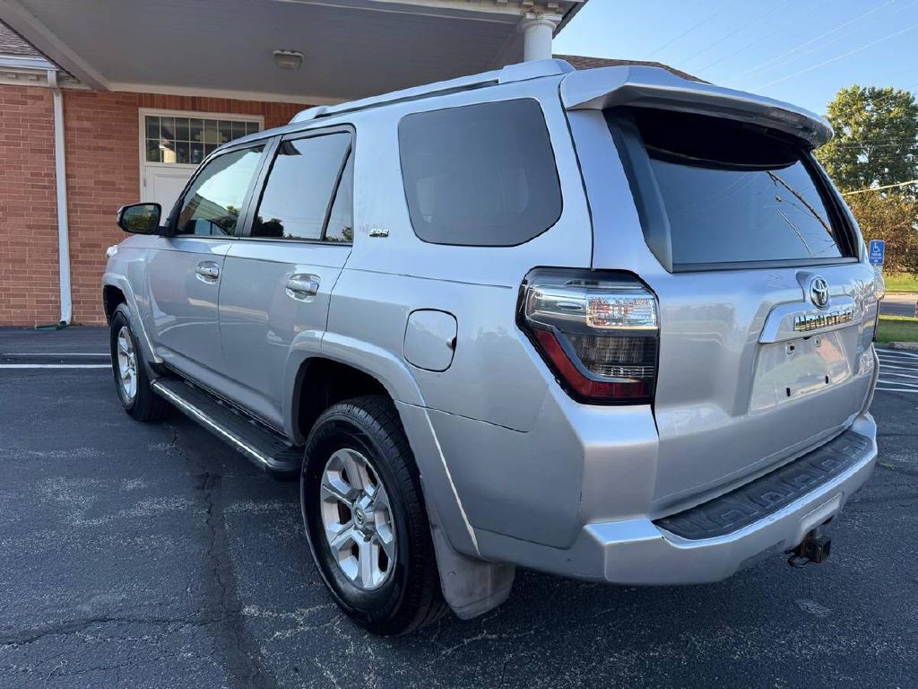 2015 Toyota 4Runner Image 8