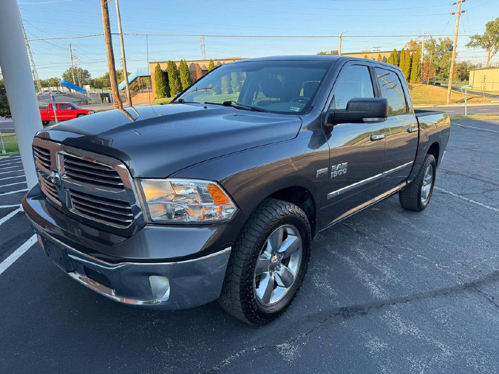 2014 RAM 1500 Image 3