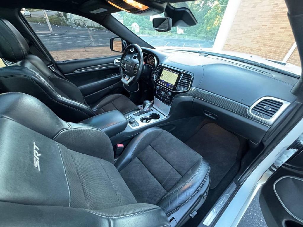 2019 Jeep Grand Cherokee Image 12
