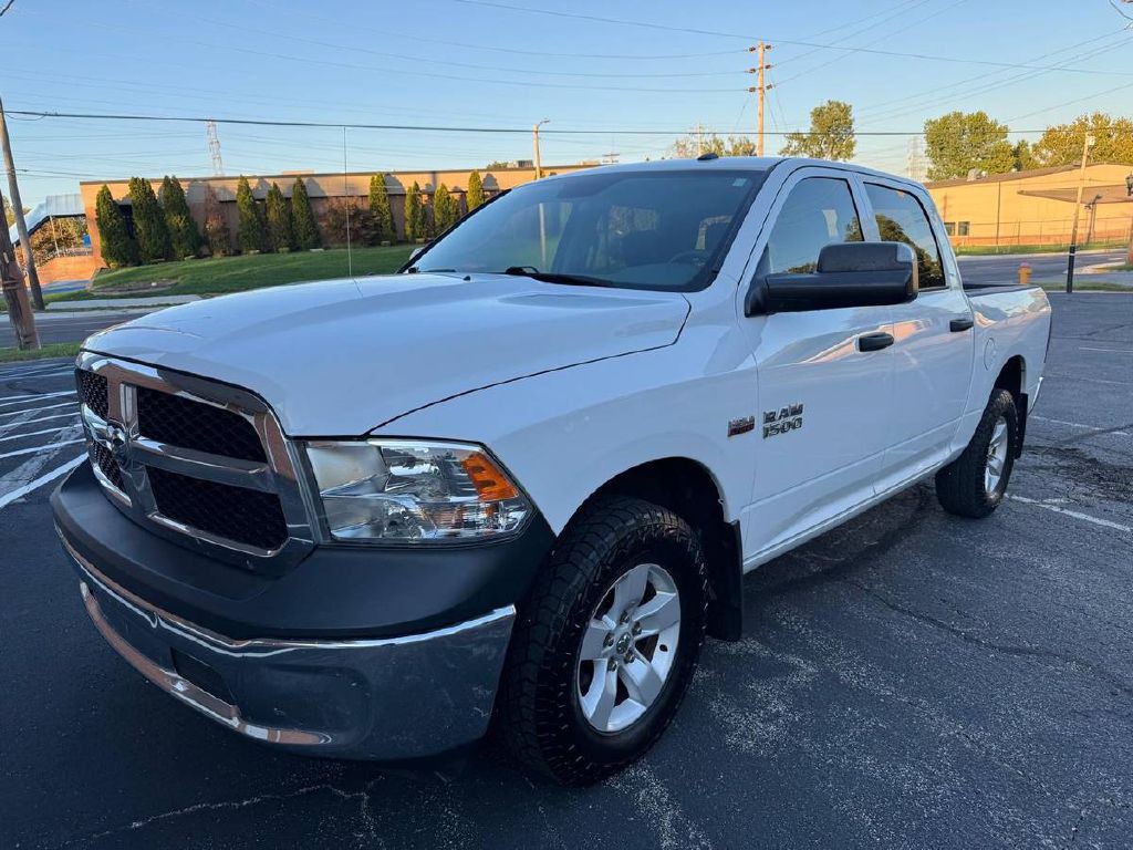 2018 RAM 1500 Image 3