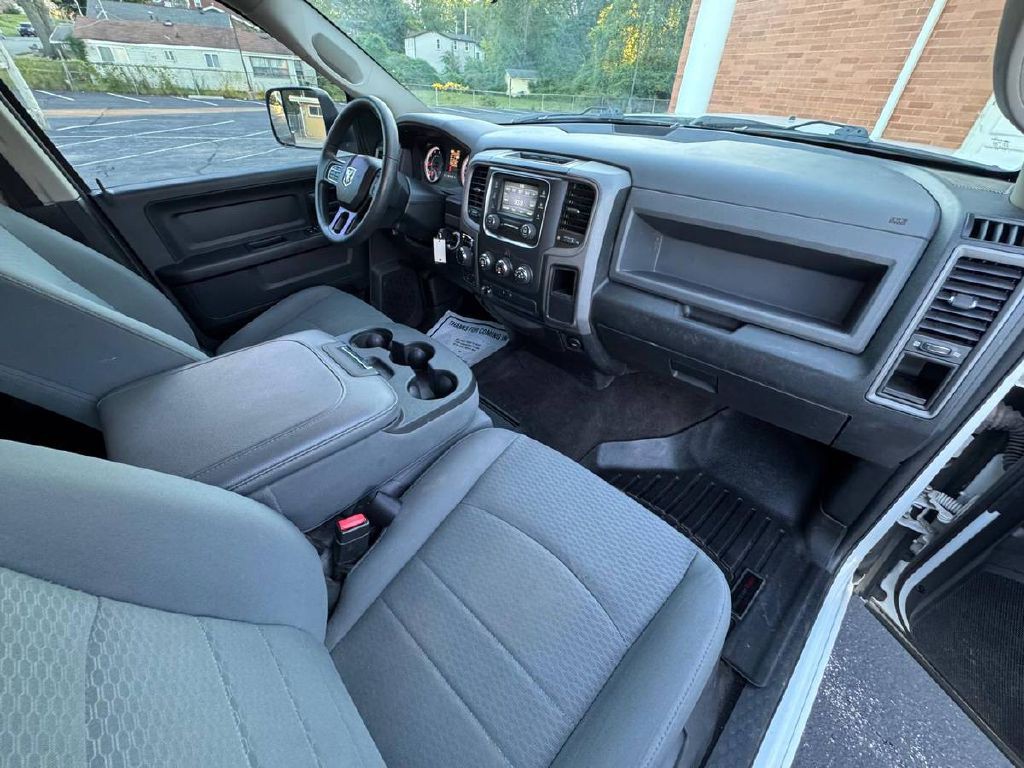 2018 RAM 1500 Image 12