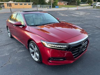 Image for 2018 Honda Accord Touring ID: 6886356