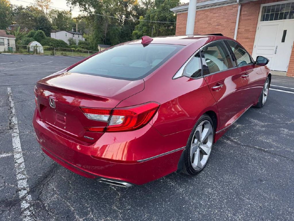 2018 Honda Accord Image 6