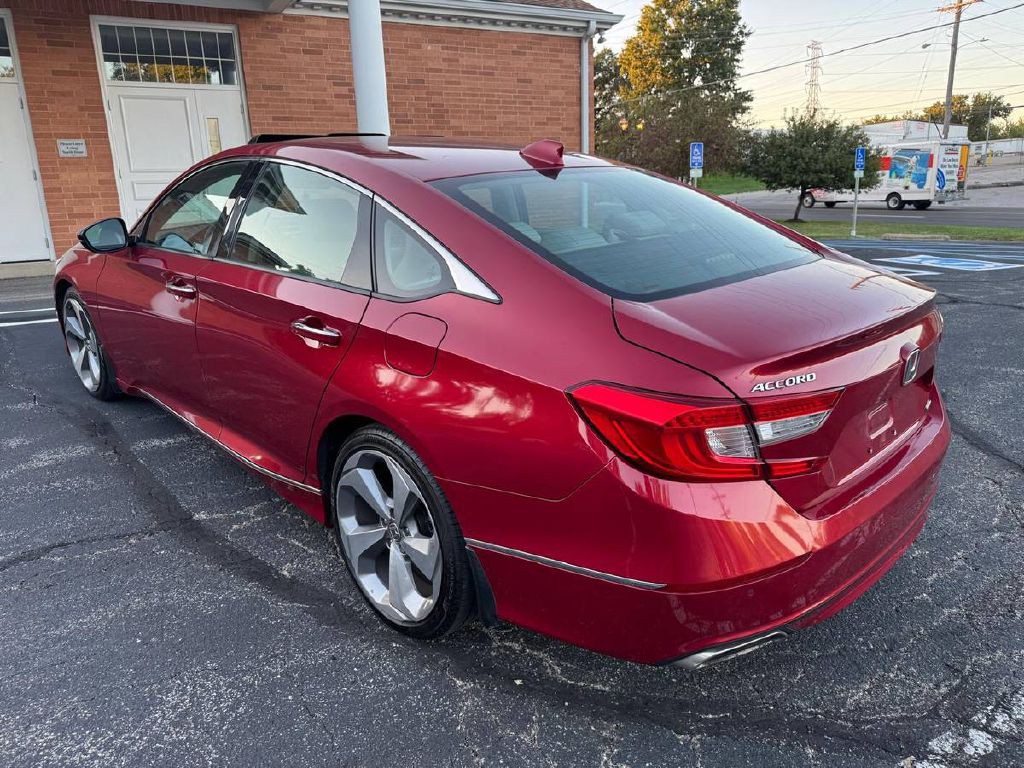 2018 Honda Accord Image 8