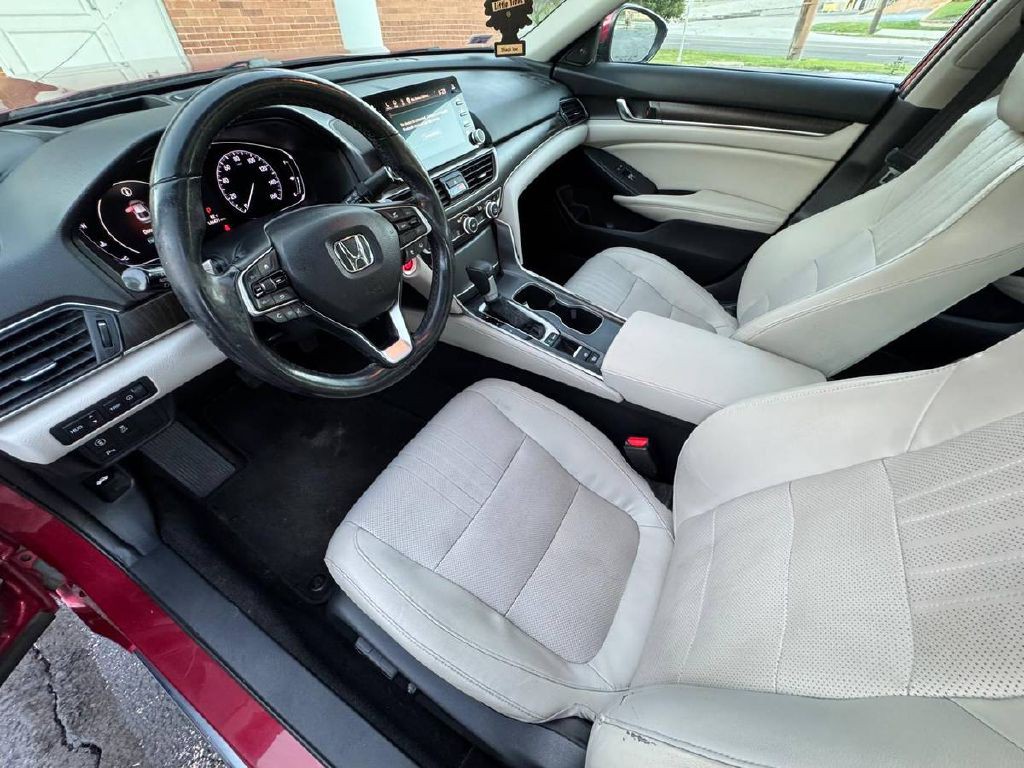 2018 Honda Accord Image 10