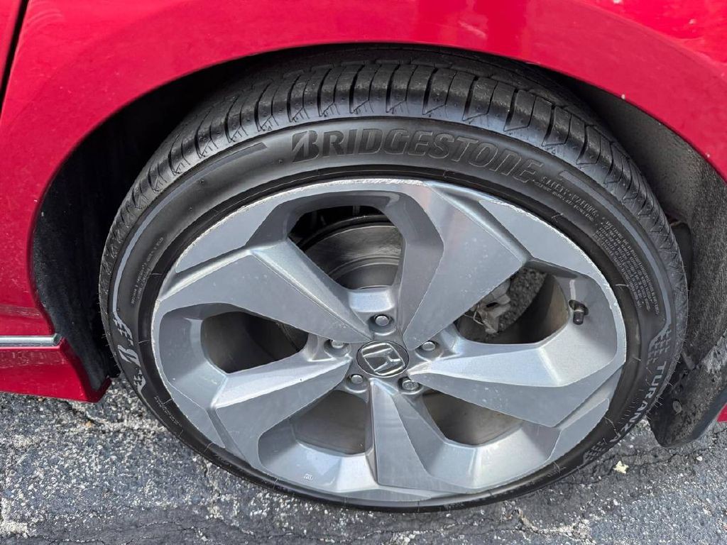 2018 Honda Accord Image 21