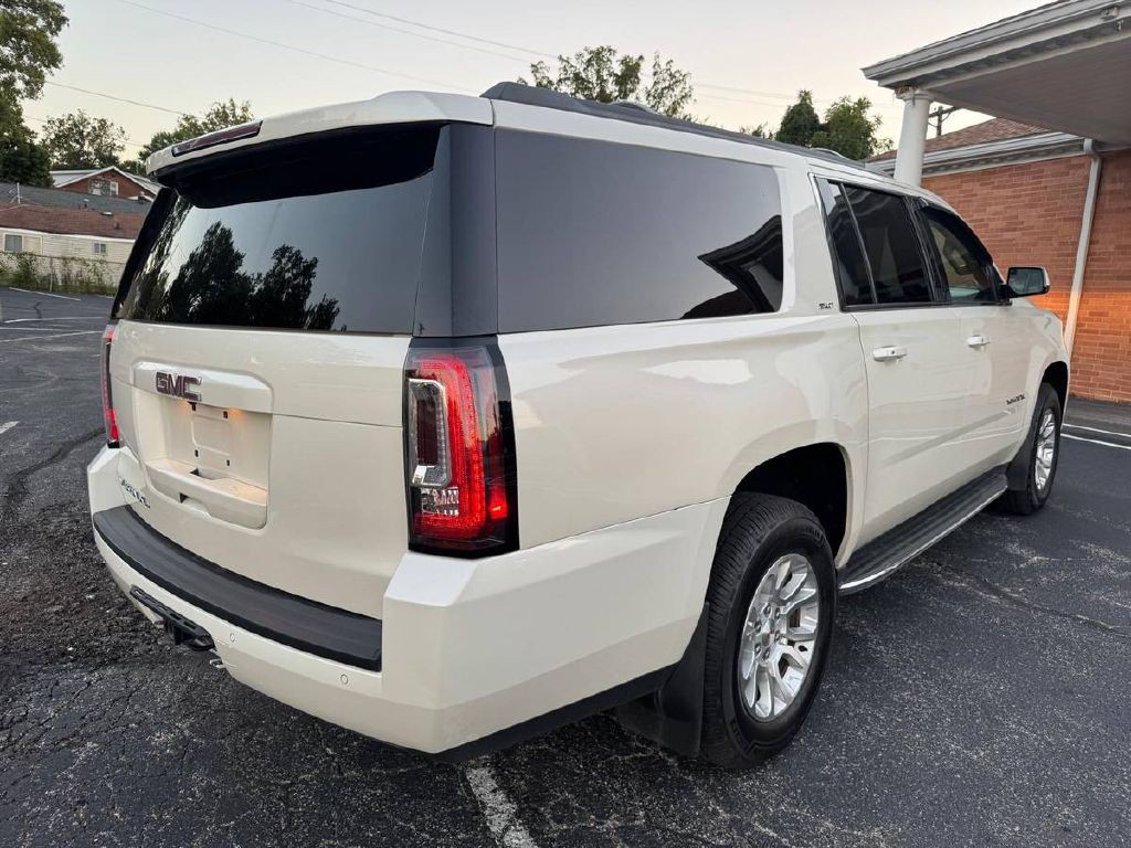 2015 GMC Yukon Image 6