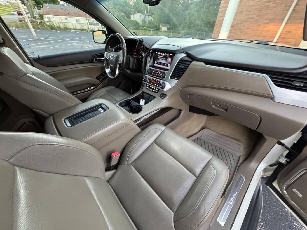 2015 GMC Yukon Image 12