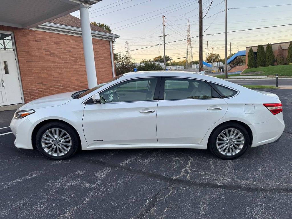 2013 Toyota Avalon Image 5
