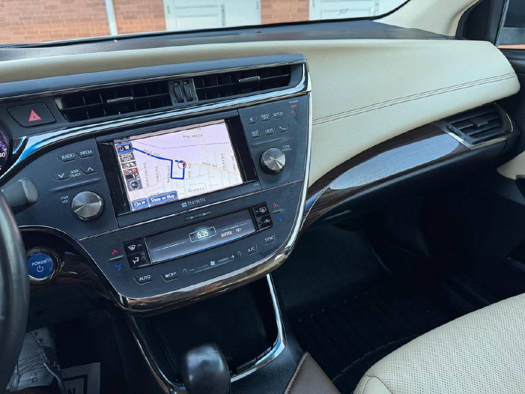 2013 Toyota Avalon Image 19