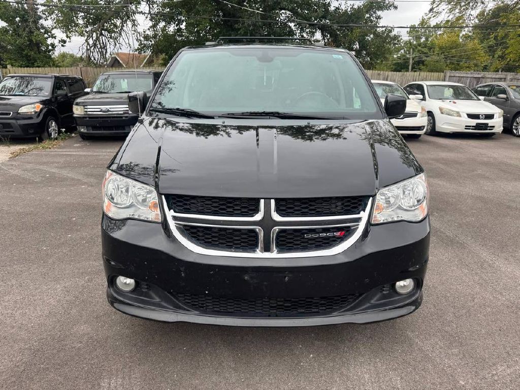 2019 Dodge Grand Caravan Image 2