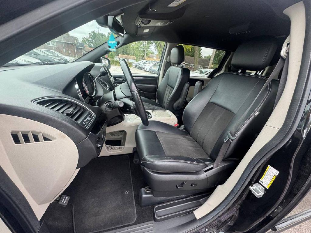 2019 Dodge Grand Caravan Image 9
