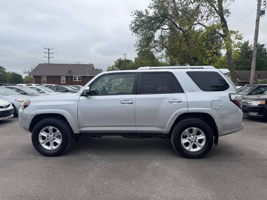 2017 Toyota 4Runner Image 5