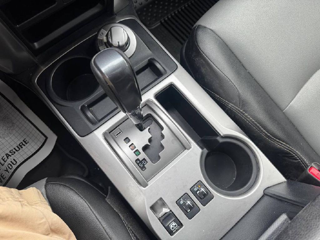 2017 Toyota 4Runner Image 21
